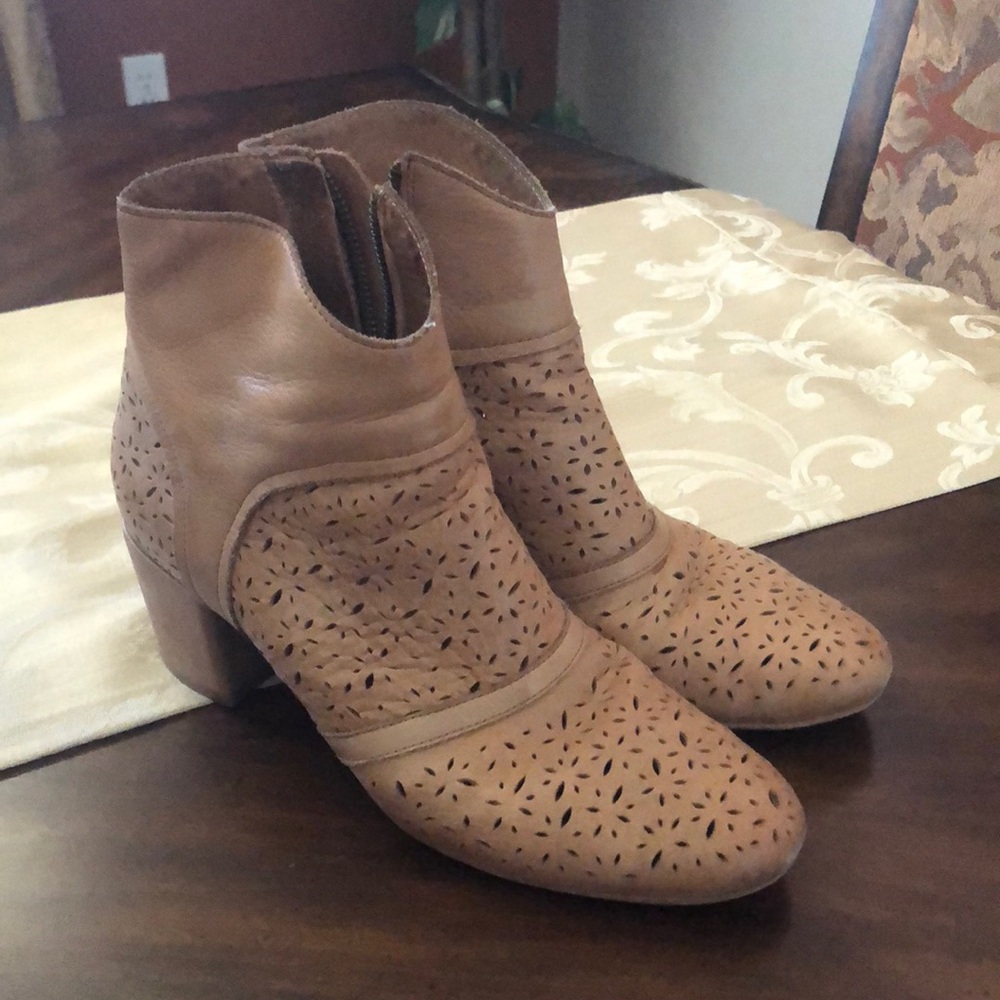 Silent D Pearsy Leather Boot.